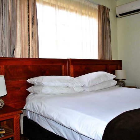 Mount Azimbo Lodge Louis Trichardt Eksteriør bilde