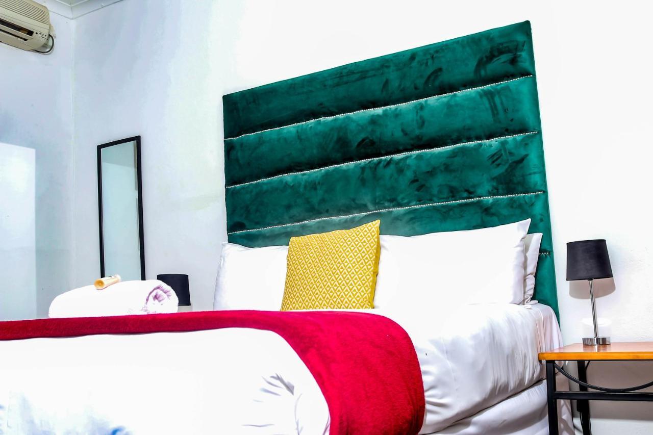 Mount Azimbo Lodge Louis Trichardt Eksteriør bilde
