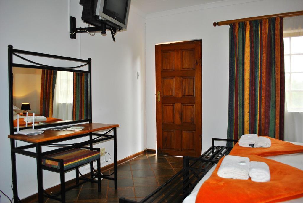 Mount Azimbo Lodge Louis Trichardt Eksteriør bilde