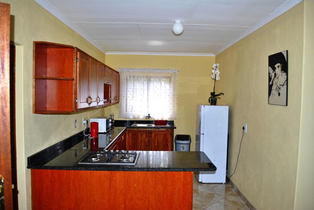 Mount Azimbo Lodge Louis Trichardt Eksteriør bilde